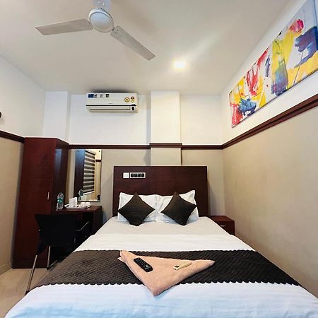 Rio Rooms Medical College كاليكوت المظهر الخارجي الصورة
