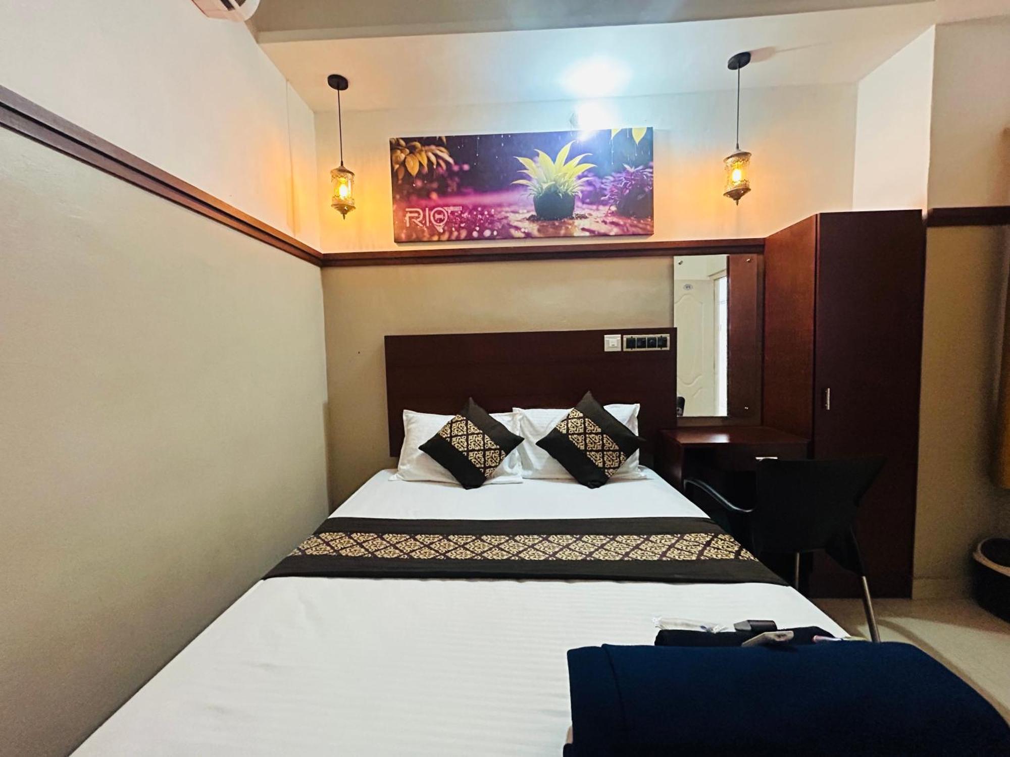 Rio Rooms Medical College كاليكوت المظهر الخارجي الصورة