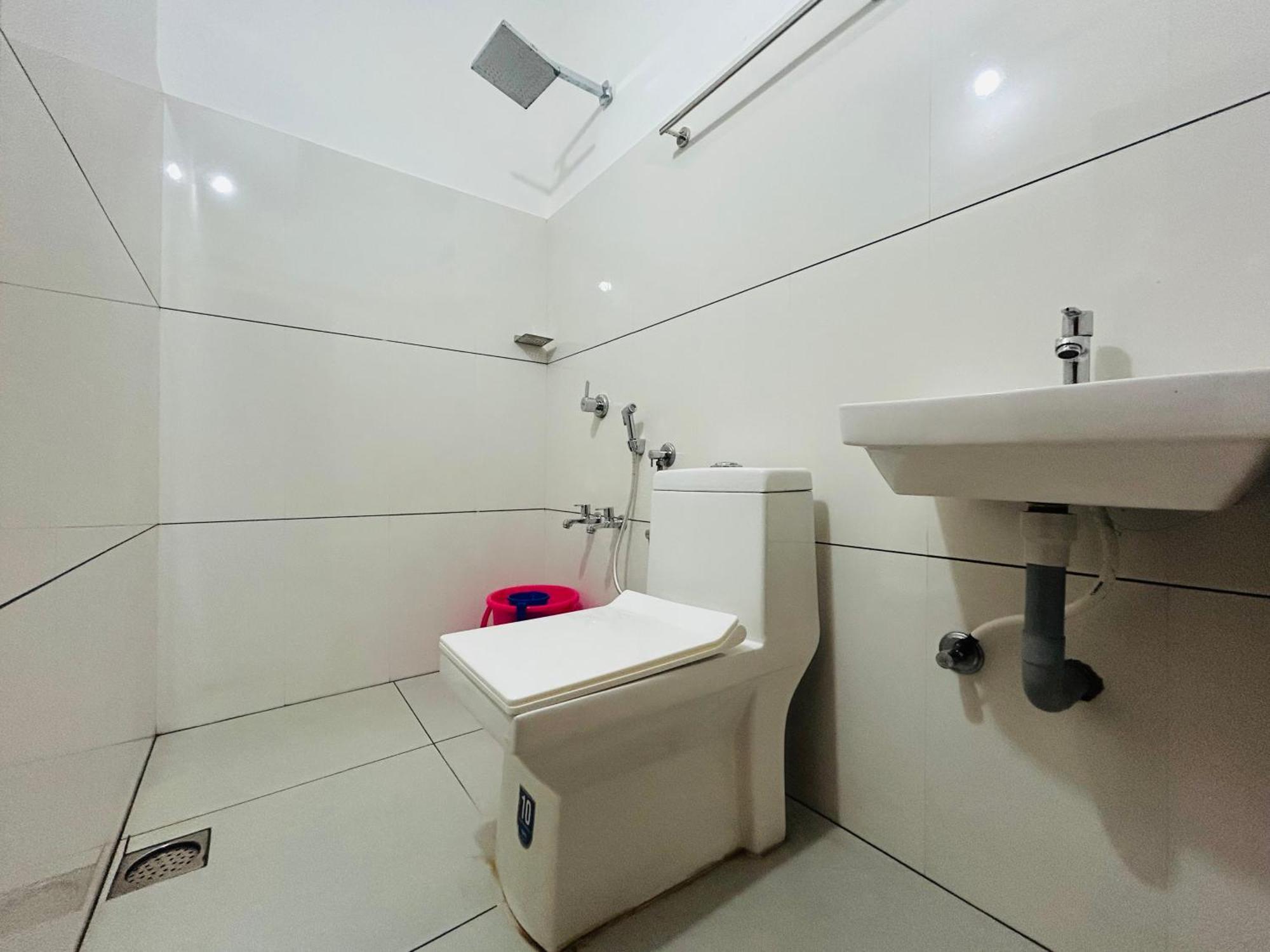 Rio Rooms Medical College كاليكوت المظهر الخارجي الصورة